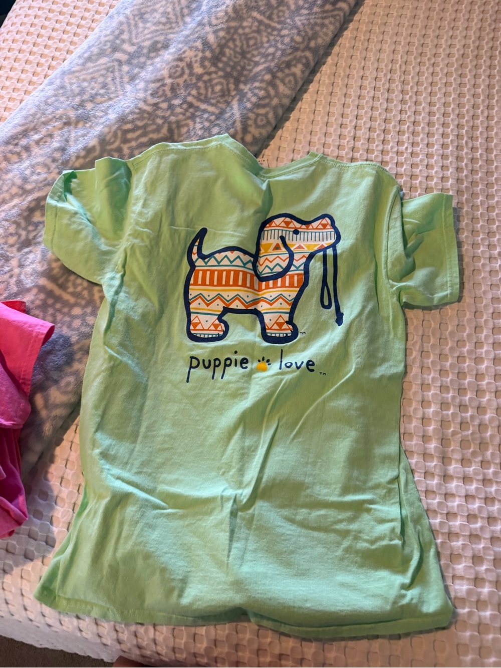 Puppie Love | T Shirt Bundle of 3 Medium - Picture 2 of 4